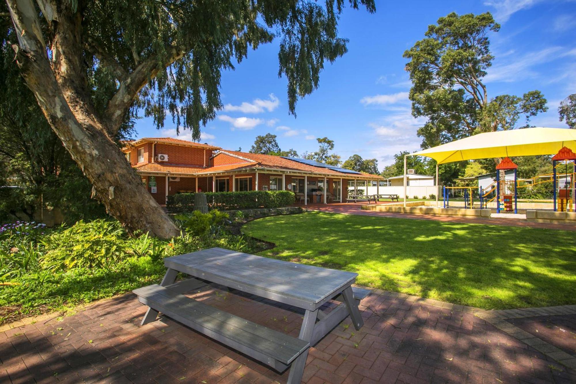 Hotel Banksia Tourist Park Perth Exterior foto